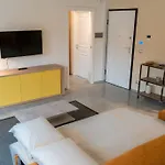 Recinto Nobili 4 - Private Parking Vista Cortile Διαμέρισμα Άστι
