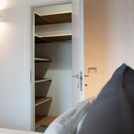 Апартаменты Recinto Nobili 4 - Private Parking Vista Cortile Асти