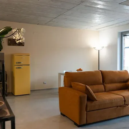 Recinto Nobili 4 - Private Parking Vista Cortile דירה אסטי