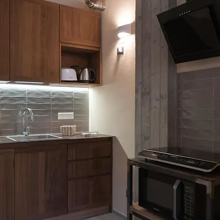 Recinto Nobili 4 - Private Parking Vista Cortile * Асти