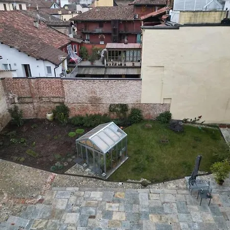 Recinto Nobili 4 - Private Parking Vista Cortile Asti