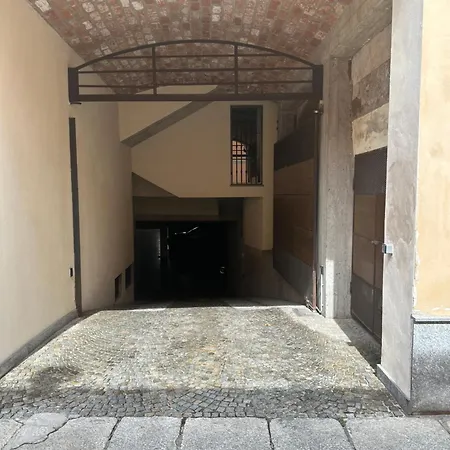 Recinto Nobili 4 - Private Parking Vista Cortile * Asti