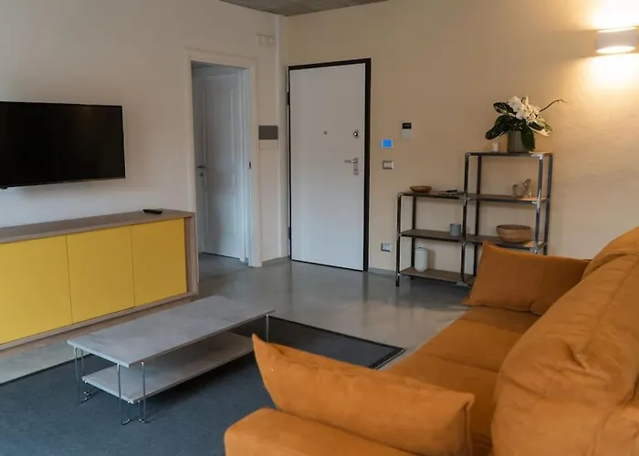 Apartament Recinto Nobili 4 - Private Parking Vista Cortile Asti